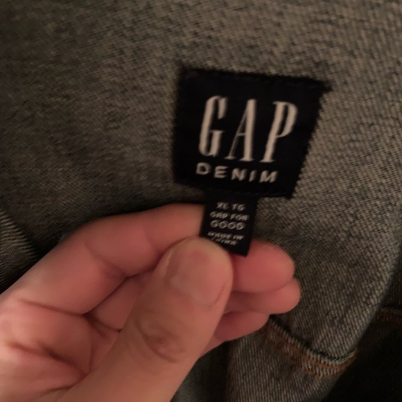 GAP denim jacket SIZE XL - Picture 3 of 3